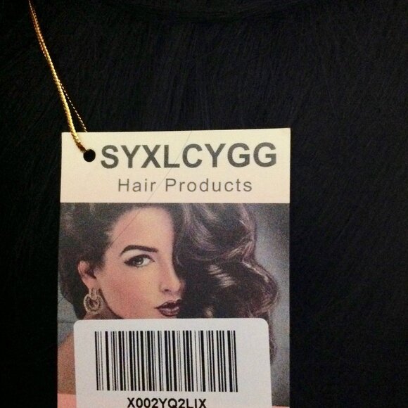 **NEW NEVER WORN** Short Straight Bob Synthetic Wig Black - Picture 9 of 10